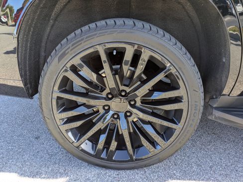 Certified 2022 Cadillac Escalade Sport image 12