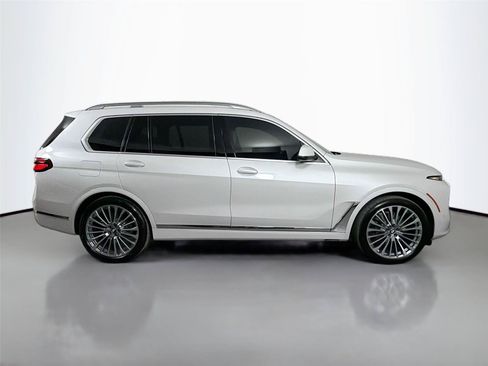 New 2027 BMW X7 xDrive40i AWD/4WD image 4