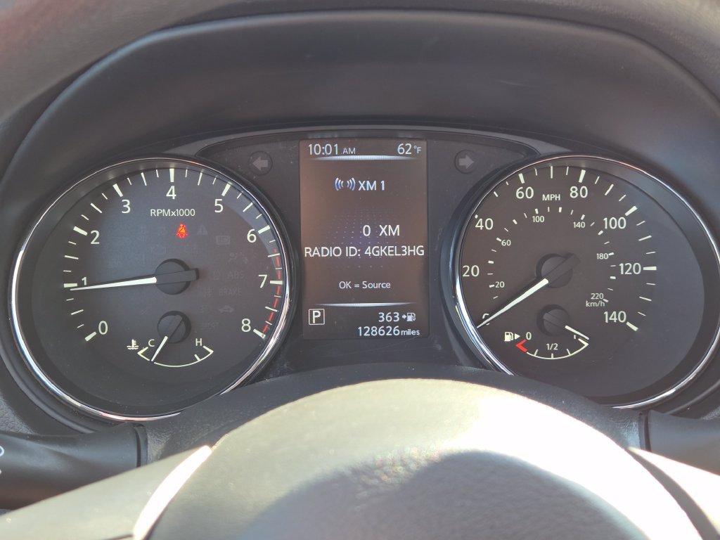 Used 2017 Nissan Rogue S AWD/4WD image 30