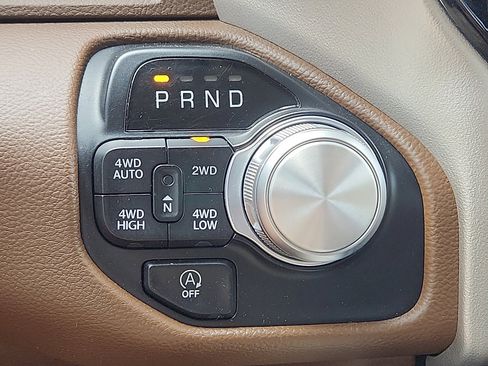 Certified 2021 RAM 1500 Laramie image 28