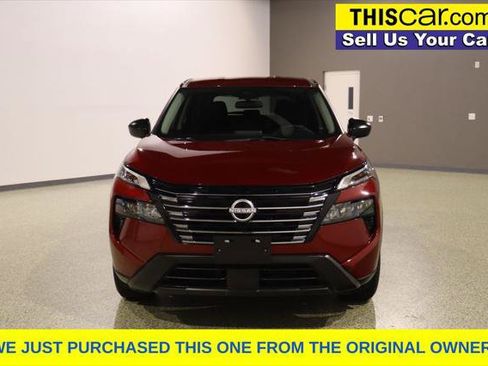 Used 2024 Nissan Rogue S FWD image 3