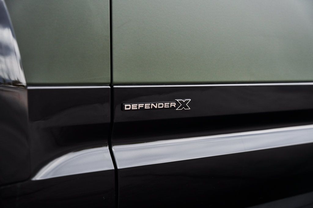 Used 2023 Land Rover Defender 110 X AWD/4WD image 12