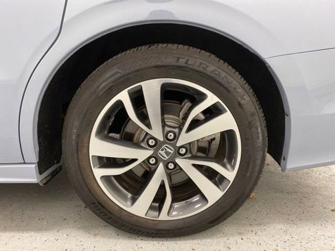 Used 2024 Honda Odyssey Touring image 10