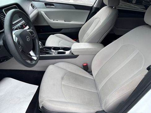 Used 2019 Hyundai Sonata SE FWD image 9