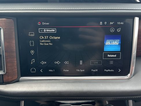 Used 2023 GMC Yukon XL Denali Ultimate AWD/4WD image 24