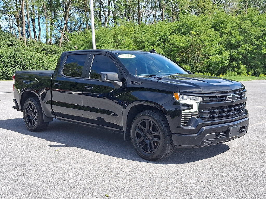 Used 2022 Chevrolet Silverado 1500 RST AWD/4WD image 3