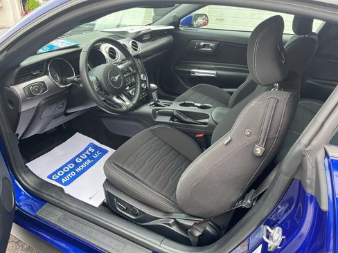Used 2016 Ford Mustang GT RWD image 6