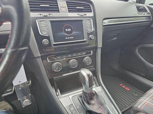 Used 2017 Volkswagen GTI S FWD image 27
