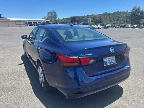 Used 2020 Nissan Altima 2.5 S FWD image 7