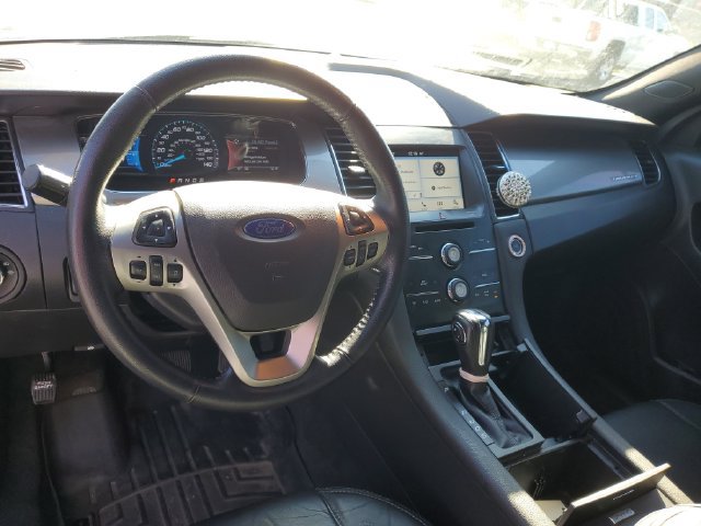 Used 2016 Ford Taurus SEL w/ Equipment Group 201A FWD image 13