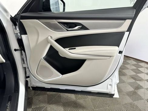 New 2026 Jaguar F-PACE R-Dynamic S image 17