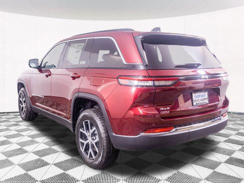 New 2025 Jeep Grand Cherokee Limited image 12