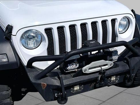 Used 2019 Jeep Wrangler Unlimited Sport S AWD/4WD image 25