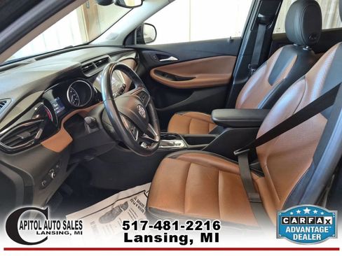 Used 2021 Buick Encore GX Essence FWD image 2
