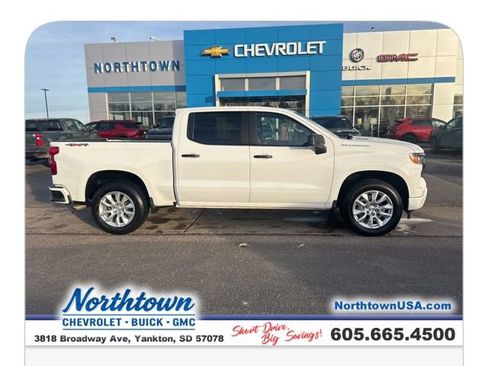 Used 2025 Chevrolet Silverado 1500 Custom image 30