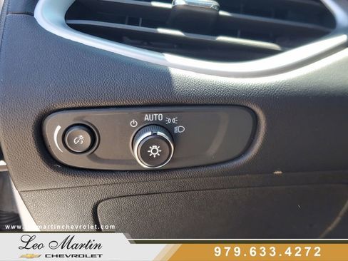 Used 2024 Chevrolet Malibu LT FWD image 30