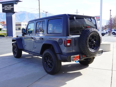 Used 2023 Jeep Wrangler Unlimited image 6