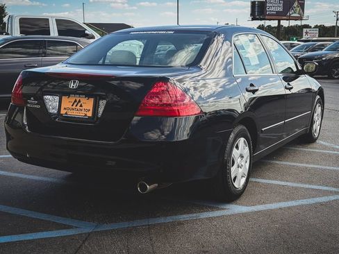 Used 2007 Honda Accord LX image 24