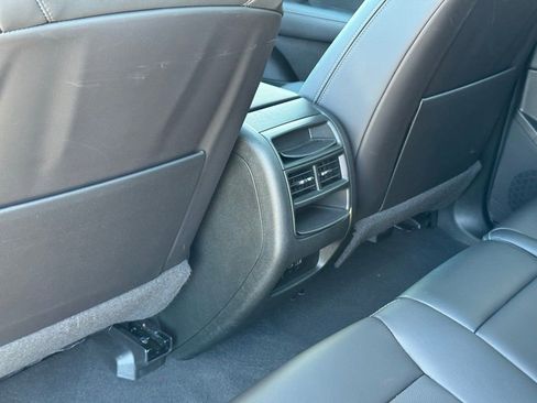 Certified 2025 Cadillac XT5 Premium Luxury image 24