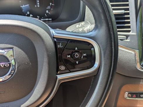 Used 2021 Volvo XC90 T6 Momentum w/ Climate Package AWD/4WD image 17