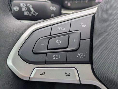 New 2026 Volkswagen Jetta SE FWD image 24