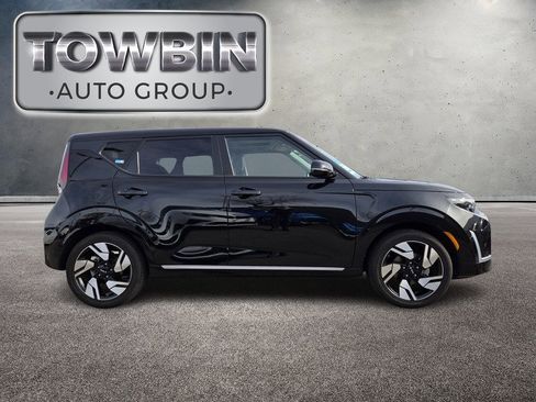 Certified 2025 Kia Soul GT-Line FWD image 3