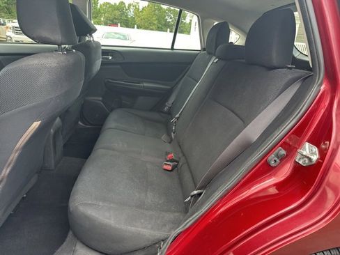 Used 2012 Subaru Impreza 2.0i Premium w/ All-Weather Pkg image 11