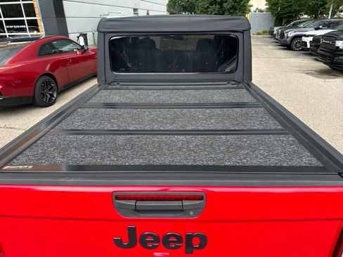 Used 2020 Jeep Gladiator Sport w/ Quick Order Package 24S AWD/4WD image 4