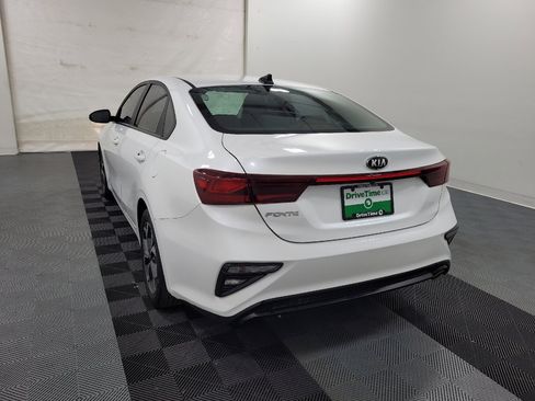 Used 2021 Kia Forte LXS FWD image 5