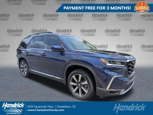 Certified 2025 Honda Pilot Touring image 1
