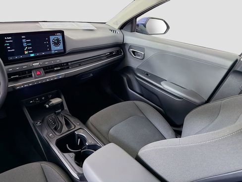 Used 2025 Kia K4 LXS image 24