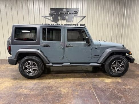 Used 2015 Jeep Wrangler Unlimited Sport w/ Quick Order Package 24S AWD/4WD image 7