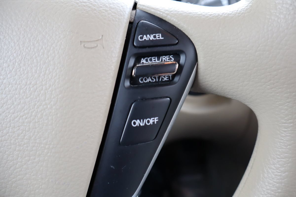 Used 2013 Nissan Murano S AWD/4WD image 29