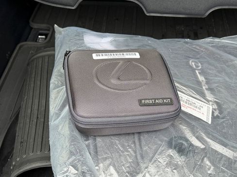 Used 2023 Lexus GX 460 Premium w/ Premium Plus Package image 29