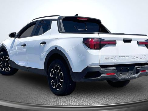 Used 2022 Hyundai Santa Cruz SEL w/ Activity Package FWD image 2