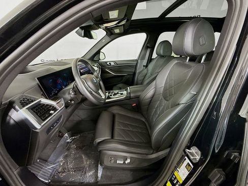 Used 2024 BMW X5 xDrive40i w/ Premium Package image 22