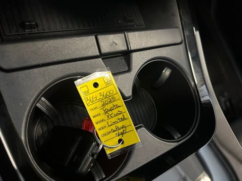 Used 2025 Toyota Prius Limited image 37