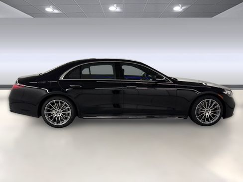 New 2026 Mercedes-Benz S 580e 4MATIC Sedan image 8