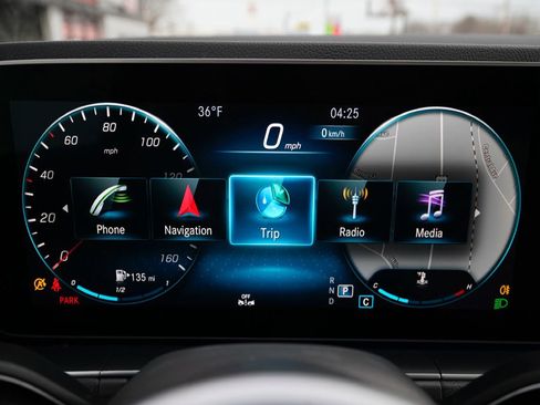 Used 2020 Mercedes-Benz GLE 350 4MATIC image 50