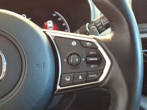 Used 2025 Acura MDX SH-AWD image 16
