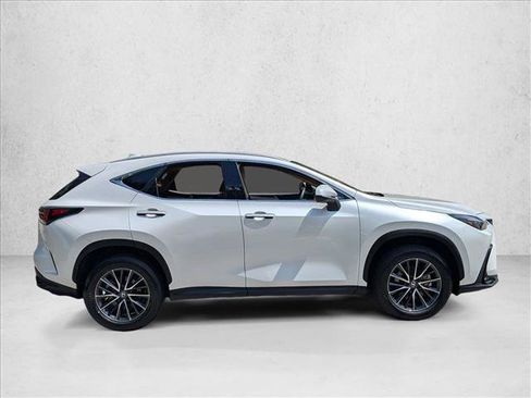 Used 2025 Lexus NX 250 FWD w/ Towing Package (2000 Lbs) image 4