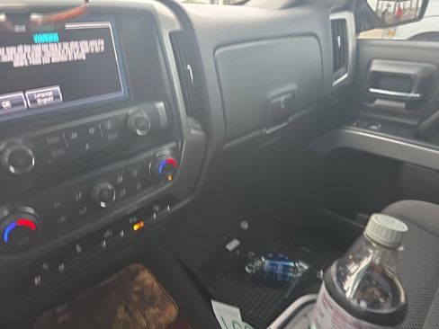 Used 2018 Chevrolet Silverado 1500 LT w/ All Star Edition image 6