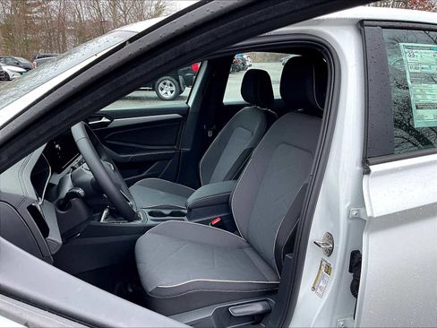 New 2025 Volkswagen Jetta Sport image 11