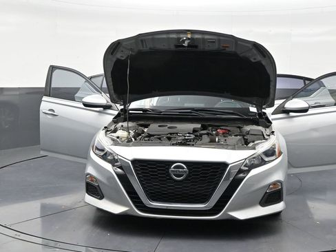 Used 2019 Nissan Altima 2.5 S FWD image 33