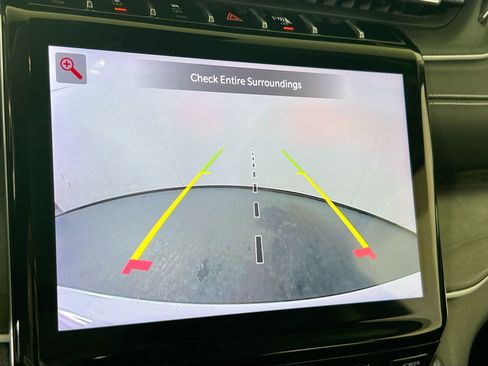 Used 2022 Jeep Grand Cherokee Limited image 14