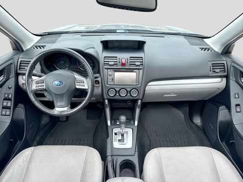 Used 2014 Subaru Forester 2.5i Touring AWD/4WD image 14