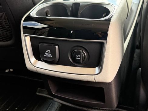 Used 2024 Kia Carnival SX FWD image 14