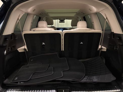 Used 2022 Mercedes-Benz GLS 450 4MATIC image 9