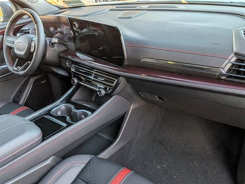 New 2026 Chevrolet Traverse RS image 25