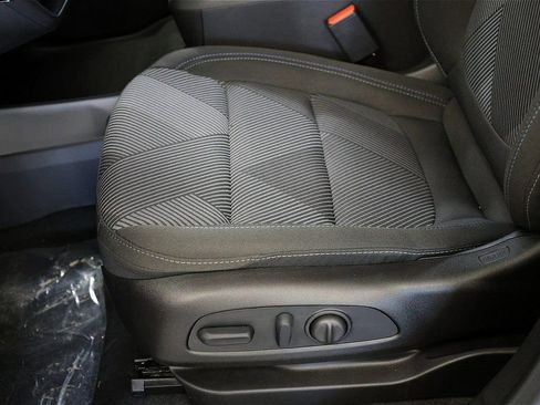 New 2027 Chevrolet Bolt LT w/ Comfort Package image 16